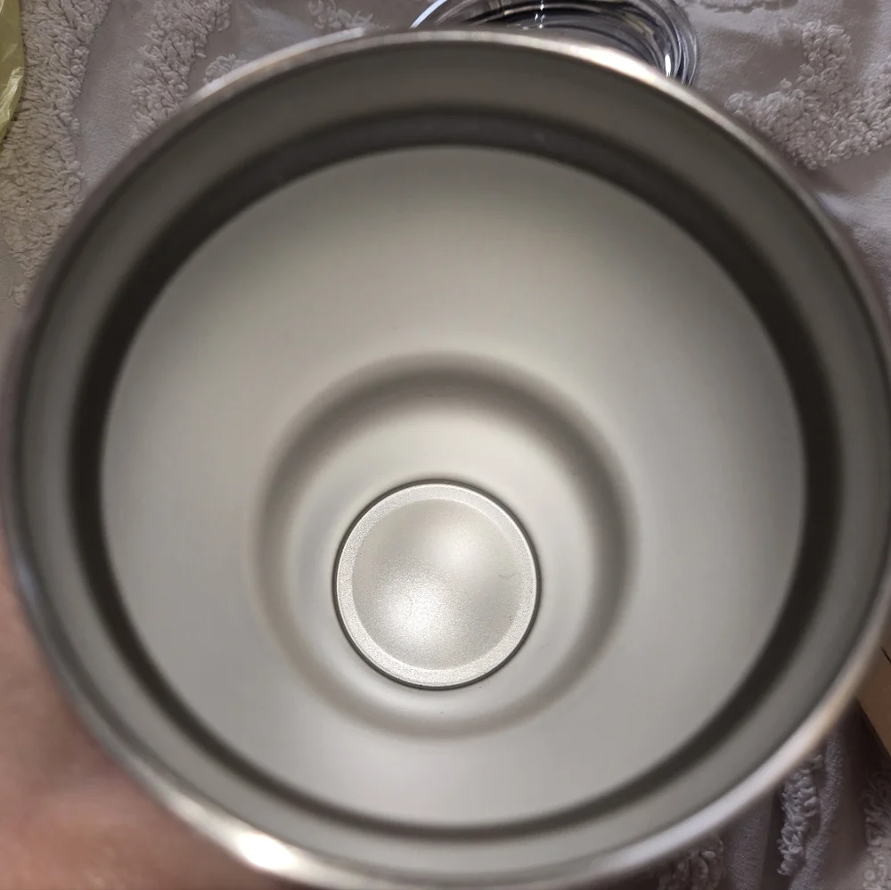 YETI Dark Blue Tumbler with Silver Design Amelia Island Heron NWT - Picture 10 of 13